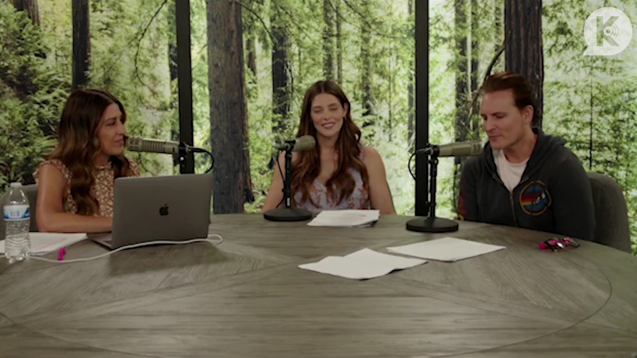 Ashley-Greene-dot-nl_TheTwilightEffect-PeterFacinelliLivestreamQA0462.jpg