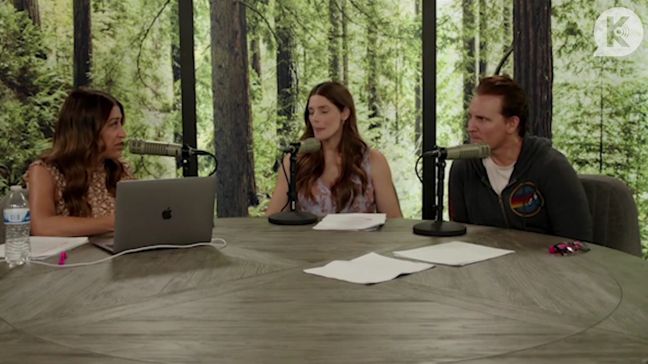 Ashley-Greene-dot-nl_TheTwilightEffect-PeterFacinelliLivestreamQA0471.jpg