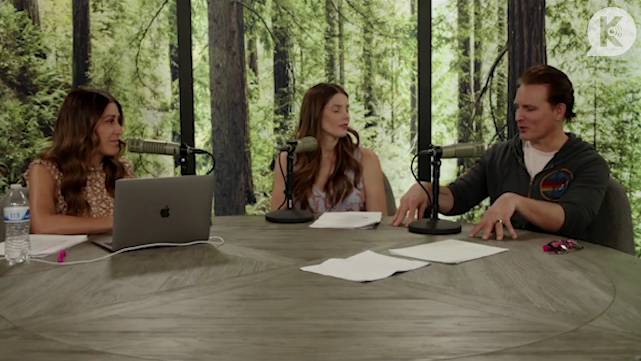 Ashley-Greene-dot-nl_TheTwilightEffect-PeterFacinelliLivestreamQA0480.jpg