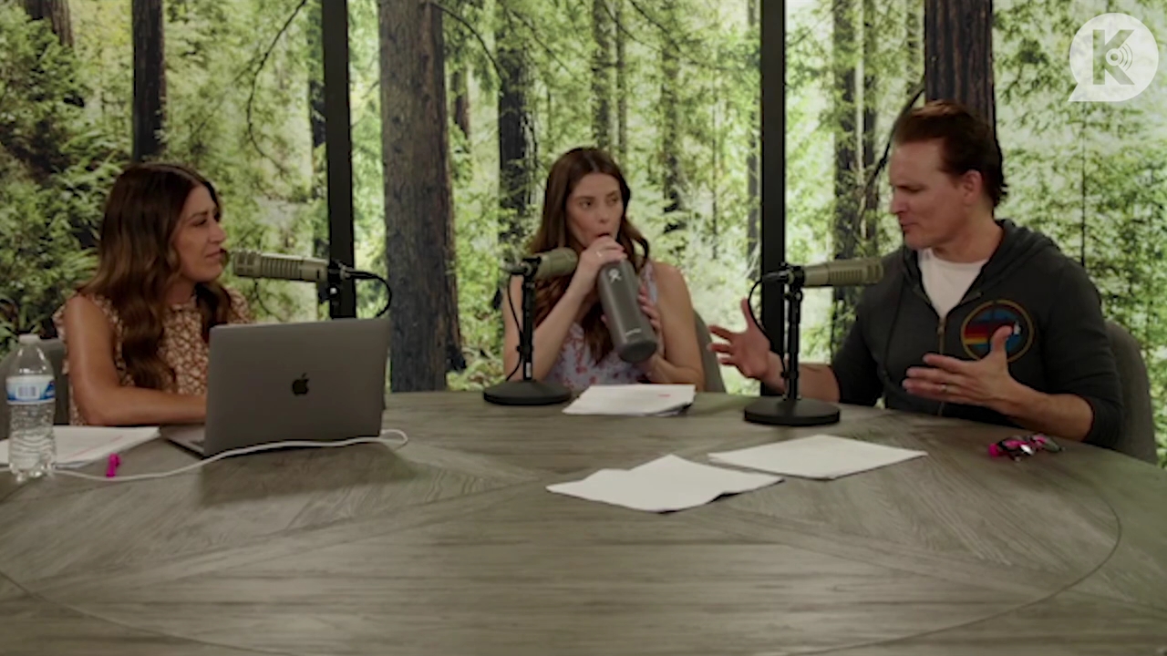 Ashley-Greene-dot-nl_TheTwilightEffect-PeterFacinelliLivestreamQA0502.jpg