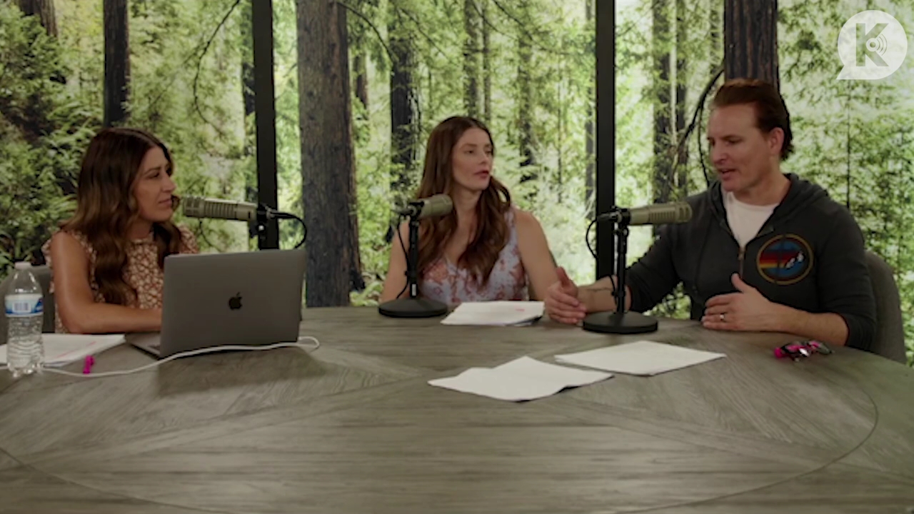 Ashley-Greene-dot-nl_TheTwilightEffect-PeterFacinelliLivestreamQA0507.jpg
