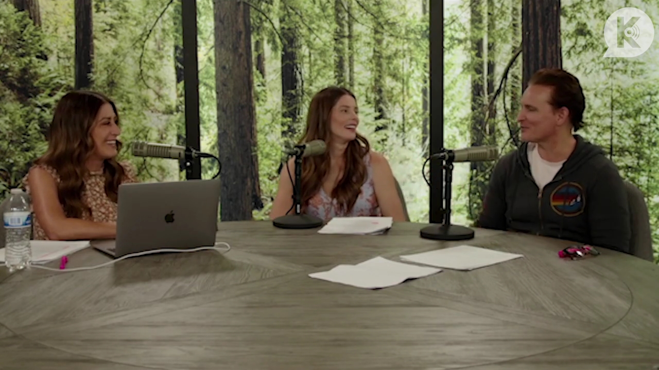 Ashley-Greene-dot-nl_TheTwilightEffect-PeterFacinelliLivestreamQA0516.jpg