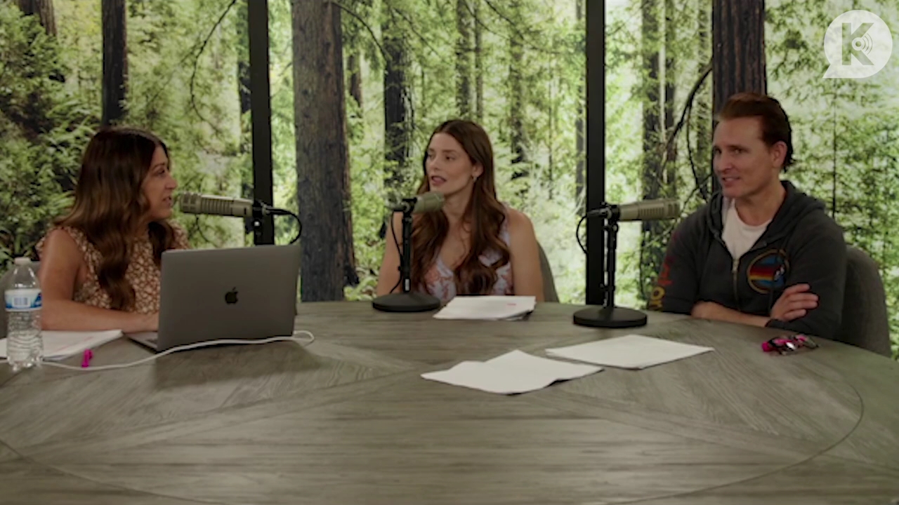 Ashley-Greene-dot-nl_TheTwilightEffect-PeterFacinelliLivestreamQA0573.jpg