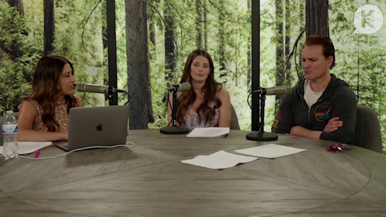 Ashley-Greene-dot-nl_TheTwilightEffect-PeterFacinelliLivestreamQA0593.jpg Ashley-Greene-dot-nl_TheTwilightEffect-PeterFacinelliLivestreamQA0593.jpg