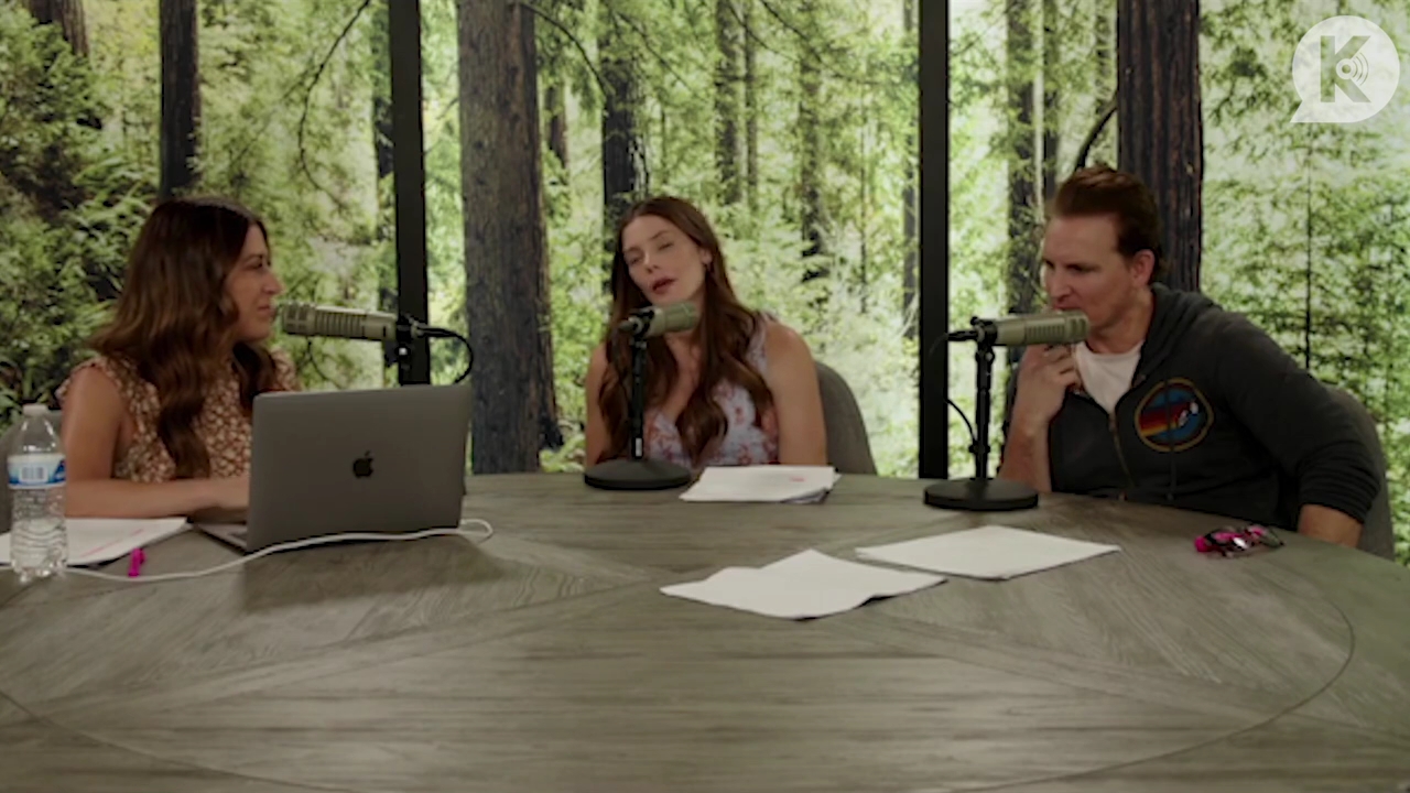 Ashley-Greene-dot-nl_TheTwilightEffect-PeterFacinelliLivestreamQA0710.jpg Ashley-Greene-dot-nl_TheTwilightEffect-PeterFacinelliLivestreamQA0710.jpg