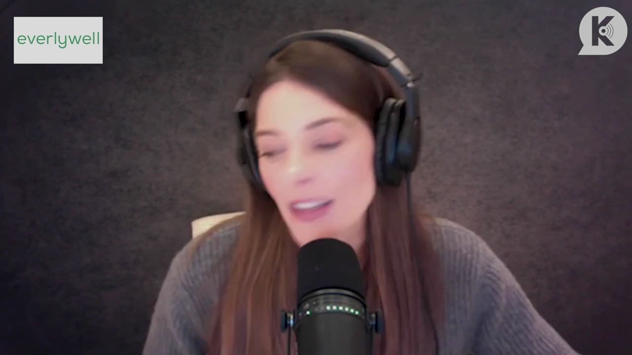 Ashley-Greene-dot-nl_TheTwilightEffect-PeterFacinelliLivestreamQA0817.jpg Ashley-Greene-dot-nl_TheTwilightEffect-PeterFacinelliLivestreamQA0817.jpg