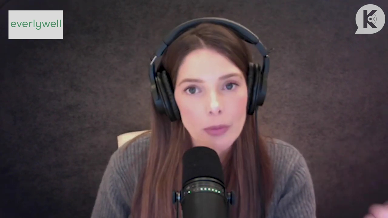 Ashley-Greene-dot-nl_TheTwilightEffect-PeterFacinelliLivestreamQA0818.jpg Ashley-Greene-dot-nl_TheTwilightEffect-PeterFacinelliLivestreamQA0818.jpg