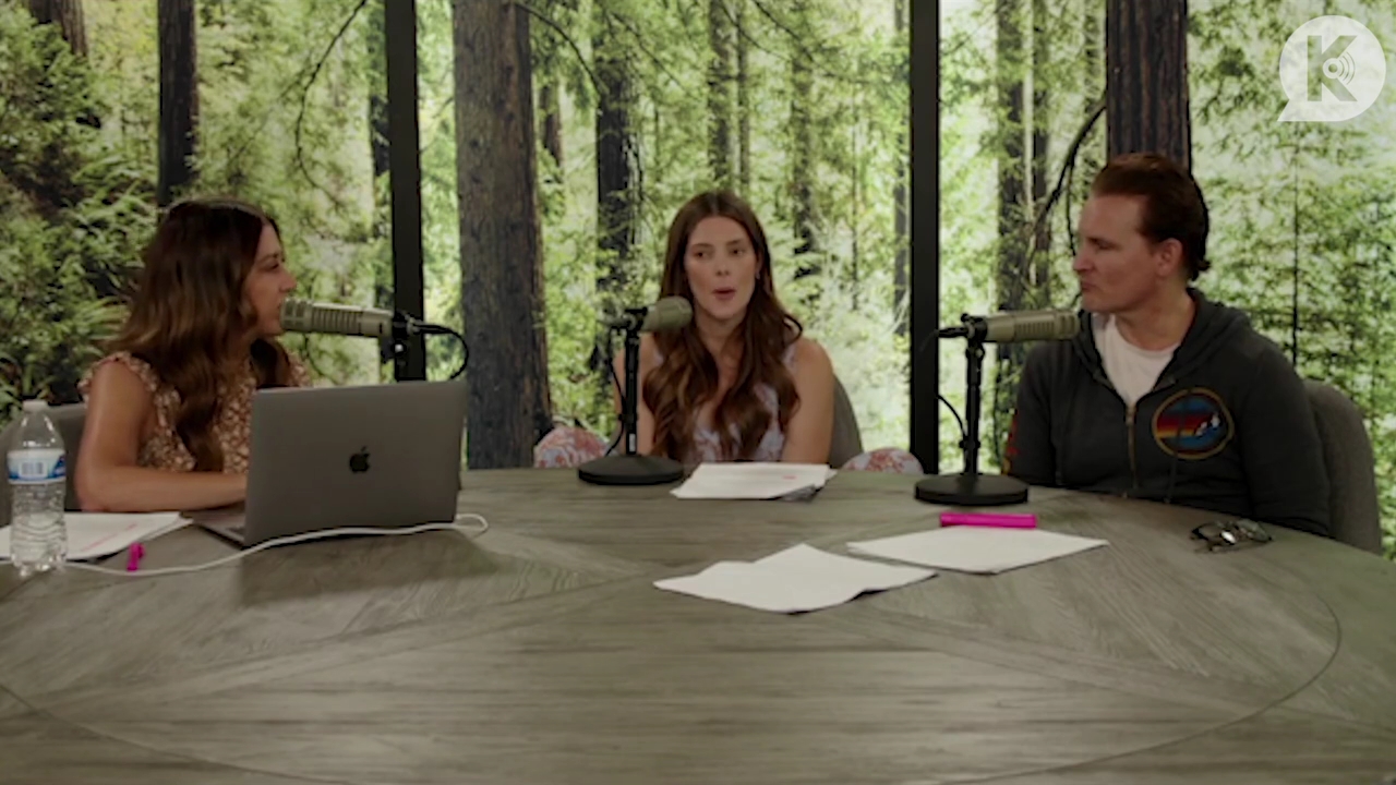Ashley-Greene-dot-nl_TheTwilightEffect-PeterFacinelliLivestreamQA0905.jpg