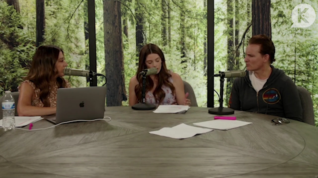 Ashley-Greene-dot-nl_TheTwilightEffect-PeterFacinelliLivestreamQA0912.jpg Ashley-Greene-dot-nl_TheTwilightEffect-PeterFacinelliLivestreamQA0912.jpg