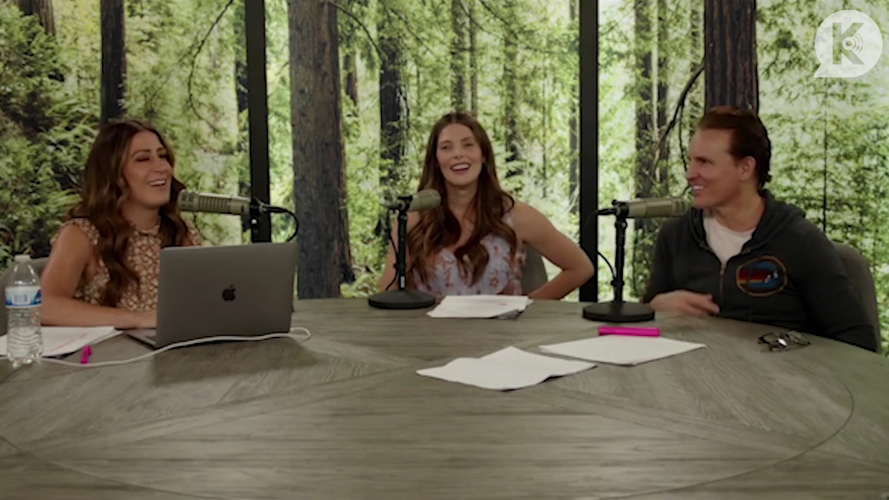 Ashley-Greene-dot-nl_TheTwilightEffect-PeterFacinelliLivestreamQA1017.jpg Ashley-Greene-dot-nl_TheTwilightEffect-PeterFacinelliLivestreamQA1017.jpg