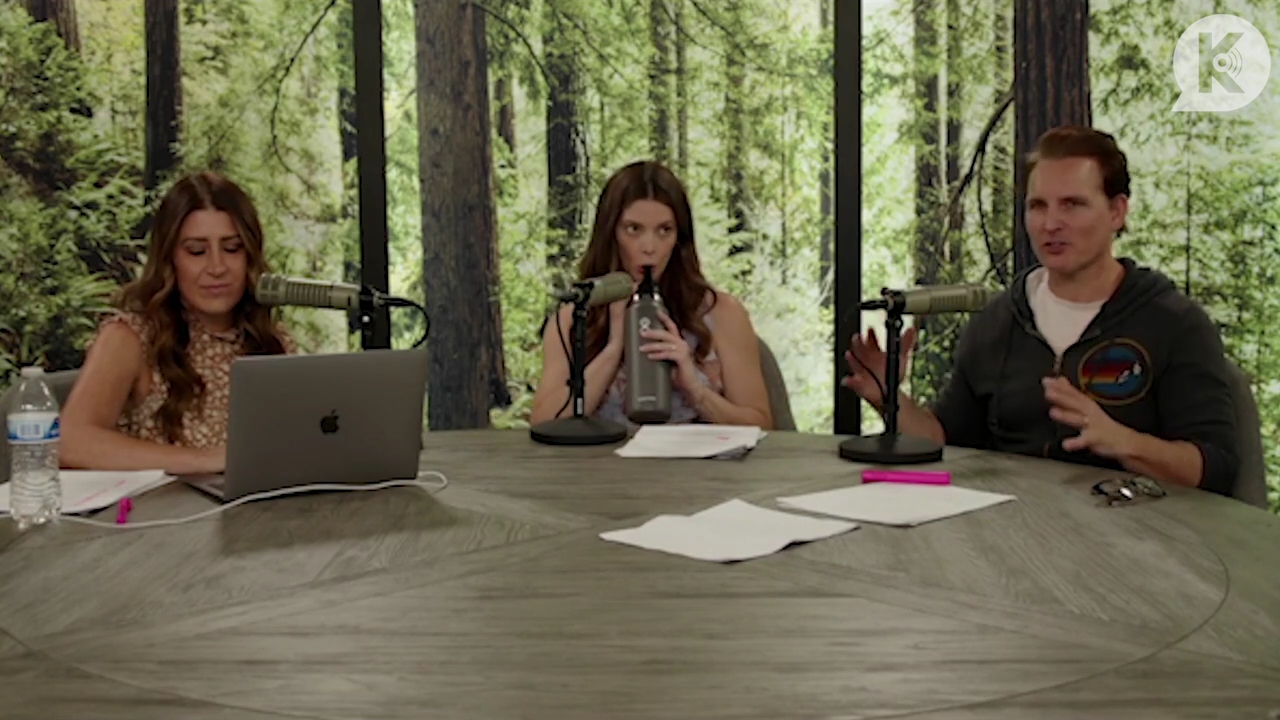 Ashley-Greene-dot-nl_TheTwilightEffect-PeterFacinelliLivestreamQA1037.jpg Ashley-Greene-dot-nl_TheTwilightEffect-PeterFacinelliLivestreamQA1037.jpg