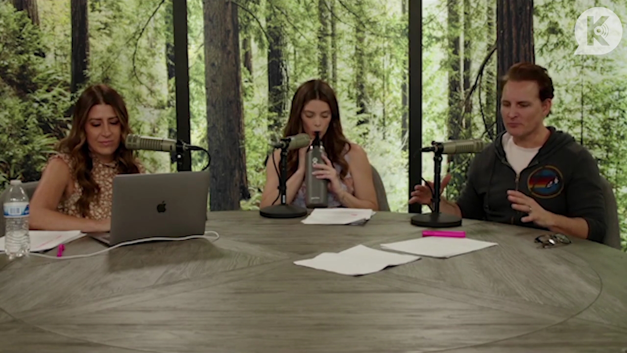 Ashley-Greene-dot-nl_TheTwilightEffect-PeterFacinelliLivestreamQA1038.jpg Ashley-Greene-dot-nl_TheTwilightEffect-PeterFacinelliLivestreamQA1038.jpg