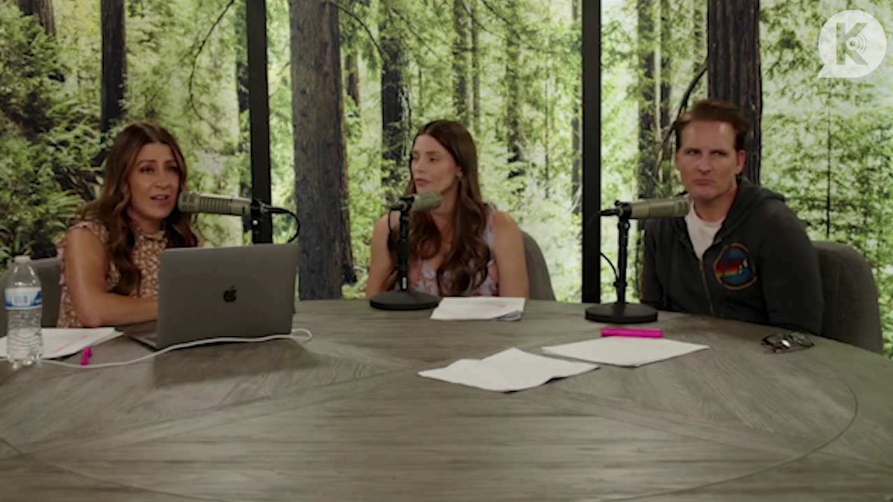 Ashley-Greene-dot-nl_TheTwilightEffect-PeterFacinelliLivestreamQA1149.jpg
