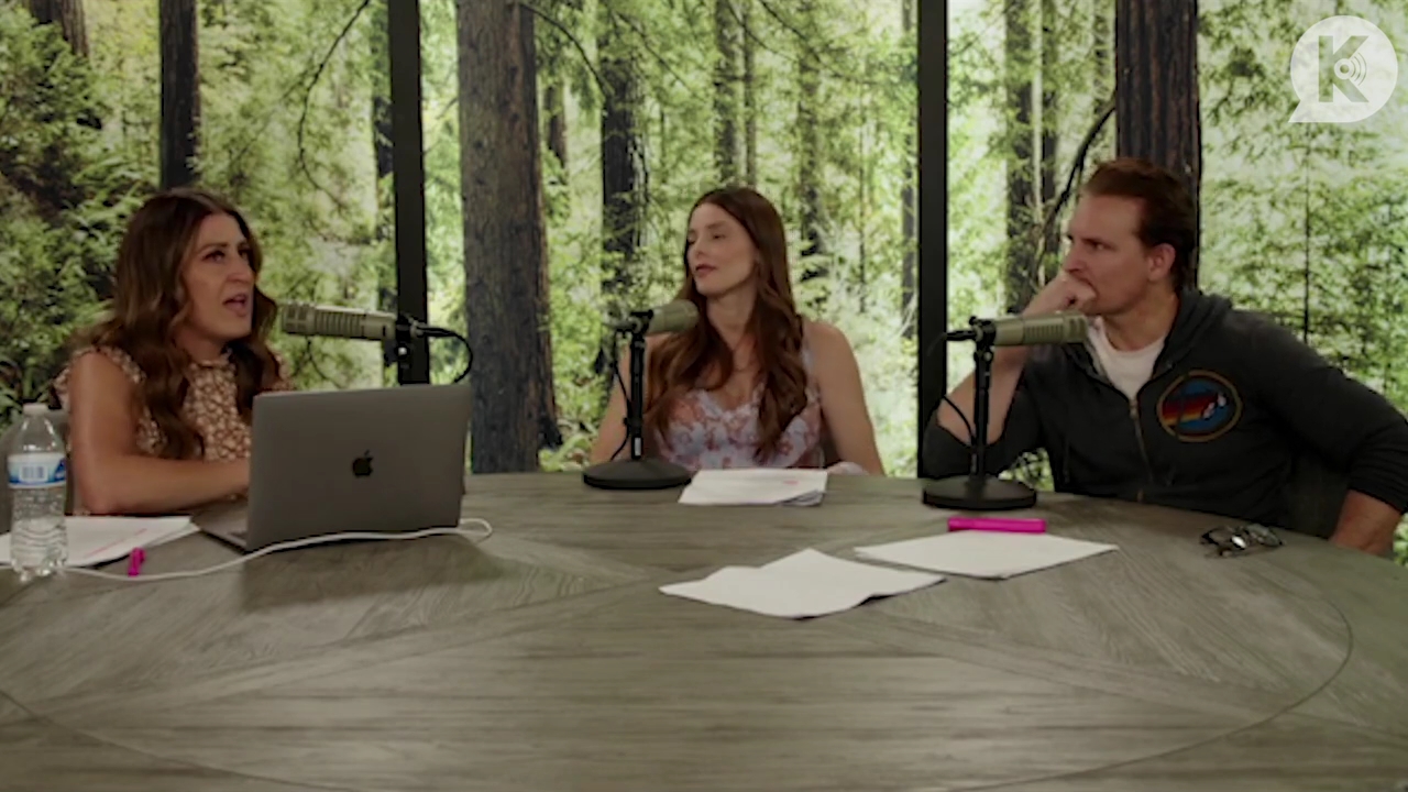 Ashley-Greene-dot-nl_TheTwilightEffect-PeterFacinelliLivestreamQA1203.jpg