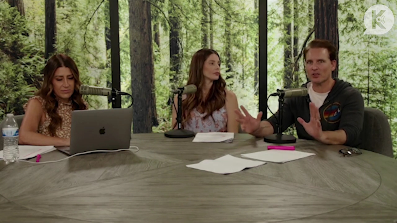 Ashley-Greene-dot-nl_TheTwilightEffect-PeterFacinelliLivestreamQA1331.jpg