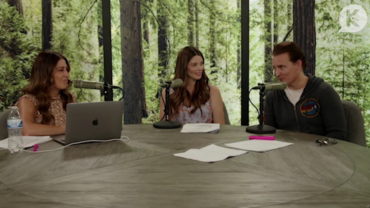 Ashley-Greene-dot-nl_TheTwilightEffect-PeterFacinelliLivestreamQA1395.jpg Ashley-Greene-dot-nl_TheTwilightEffect-PeterFacinelliLivestreamQA1395.jpg