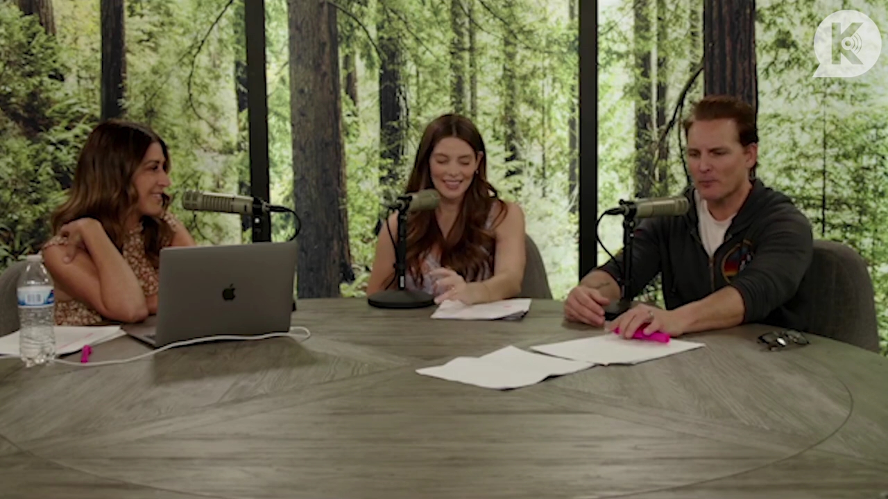 Ashley-Greene-dot-nl_TheTwilightEffect-PeterFacinelliLivestreamQA1708.jpg Ashley-Greene-dot-nl_TheTwilightEffect-PeterFacinelliLivestreamQA1708.jpg