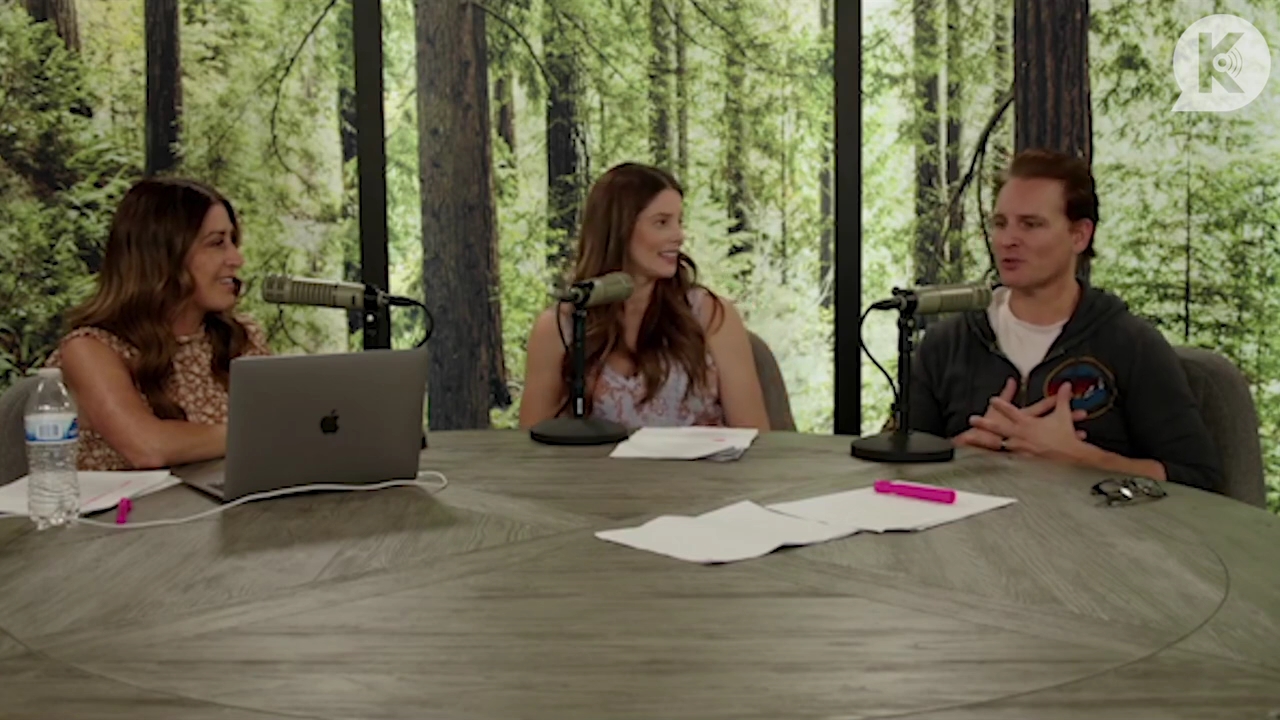 Ashley-Greene-dot-nl_TheTwilightEffect-PeterFacinelliLivestreamQA1876.jpg Ashley-Greene-dot-nl_TheTwilightEffect-PeterFacinelliLivestreamQA1876.jpg