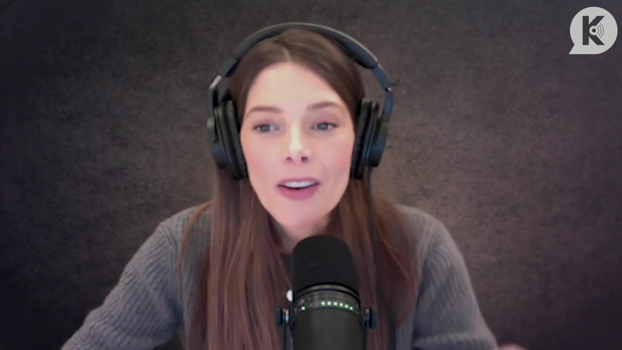 Ashley-Greene-dot-nl_TheTwilightEffect-PeterFacinelliLivestreamQA2130.jpg