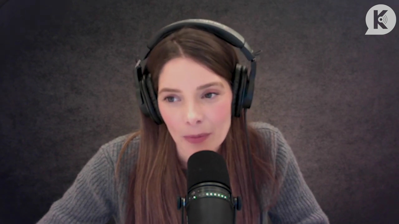 Ashley-Greene-dot-nl_TheTwilightEffect-PeterFacinelliLivestreamQA2135.jpg