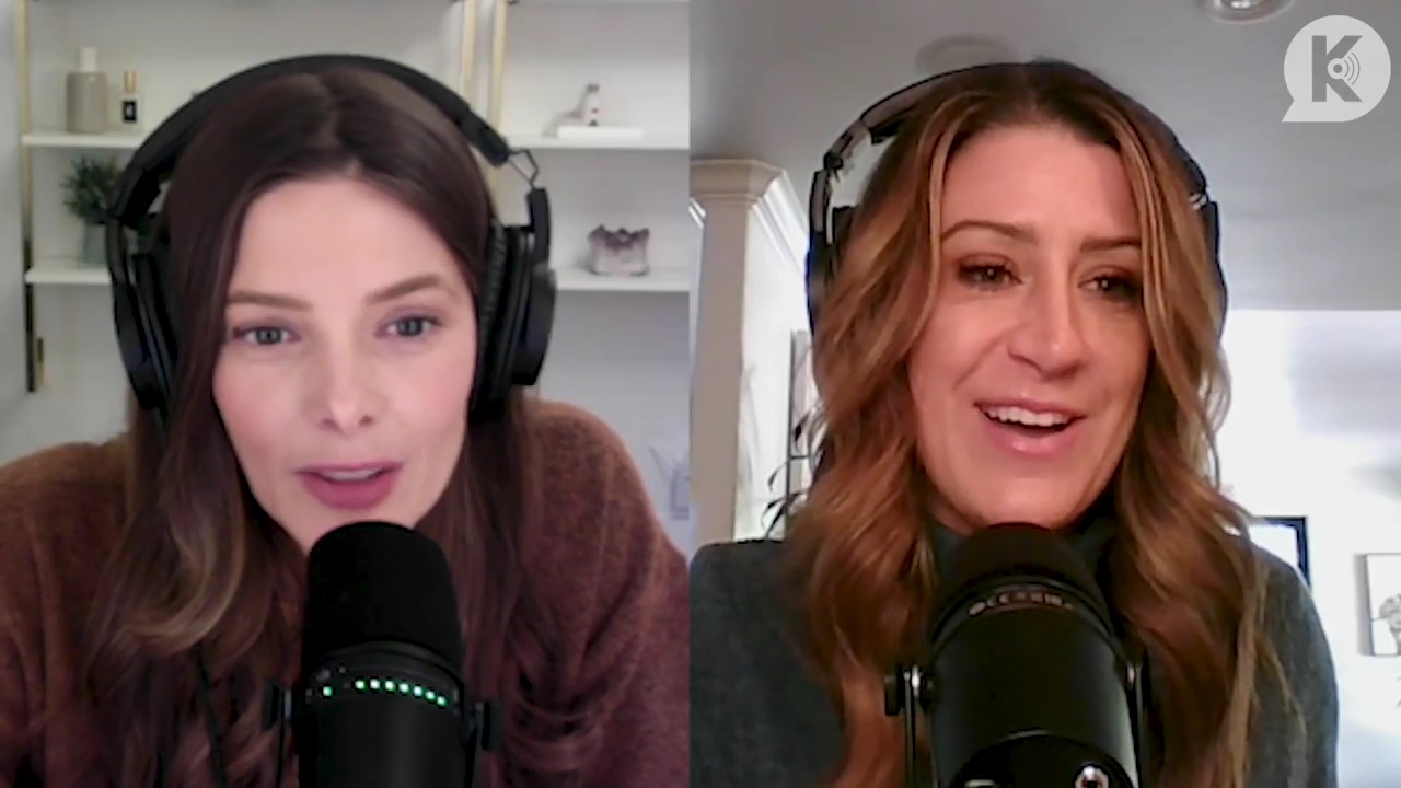 Ashley-Greene-dot-nl_TheTwilightEffect-AshleyAndMelanieAForeverFriendship0081.jpg