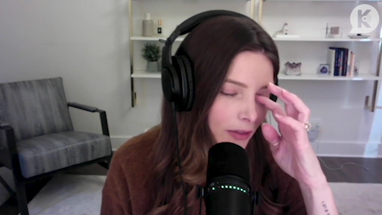 Ashley-Greene-dot-nl_TheTwilightEffect-AshleyAndMelanieAForeverFriendship0135.jpg Ashley-Greene-dot-nl_TheTwilightEffect-AshleyAndMelanieAForeverFriendship0135.jpg