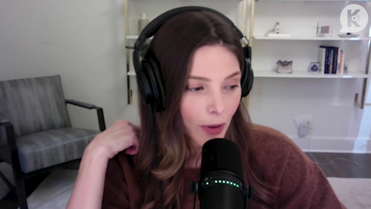 Ashley-Greene-dot-nl_TheTwilightEffect-AshleyAndMelanieAForeverFriendship0150.jpg Ashley-Greene-dot-nl_TheTwilightEffect-AshleyAndMelanieAForeverFriendship0150.jpg