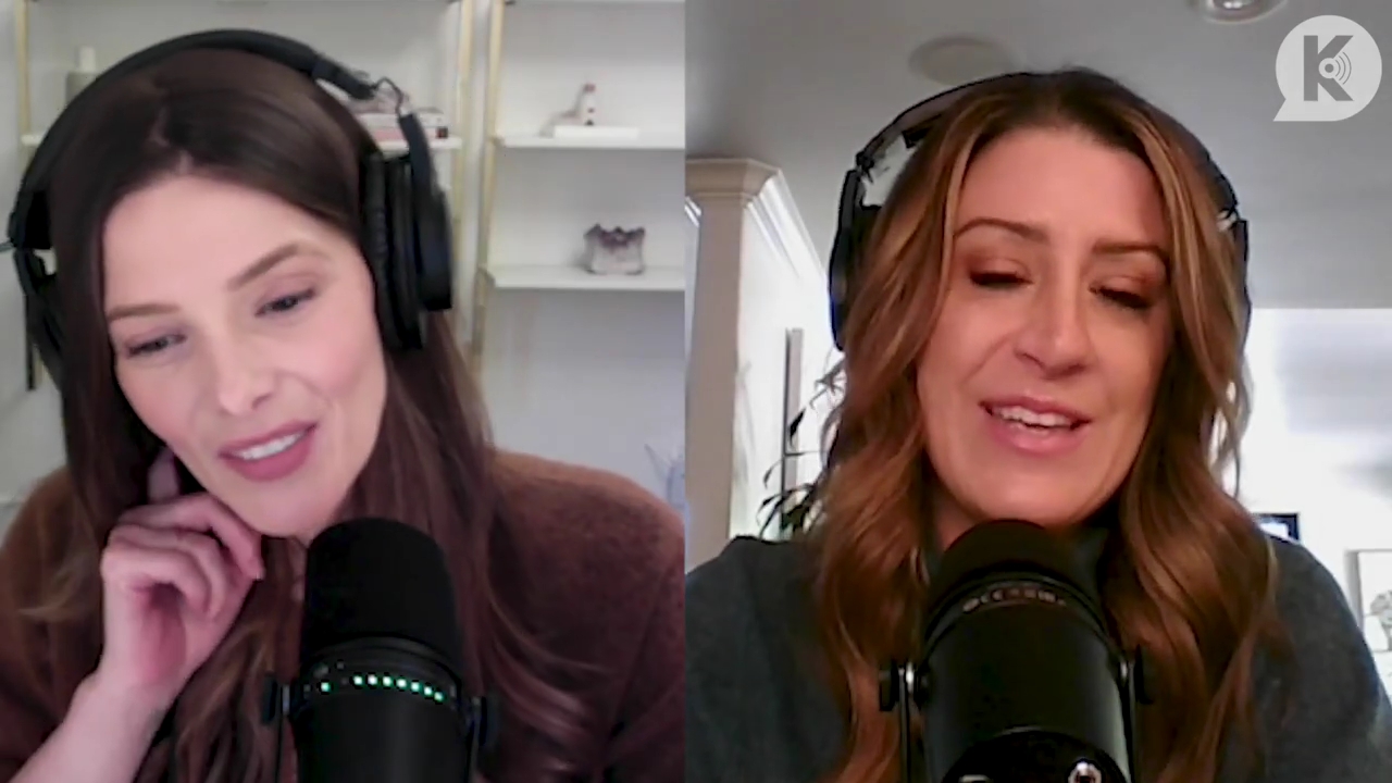 Ashley-Greene-dot-nl_TheTwilightEffect-AshleyAndMelanieAForeverFriendship0222.jpg Ashley-Greene-dot-nl_TheTwilightEffect-AshleyAndMelanieAForeverFriendship0222.jpg