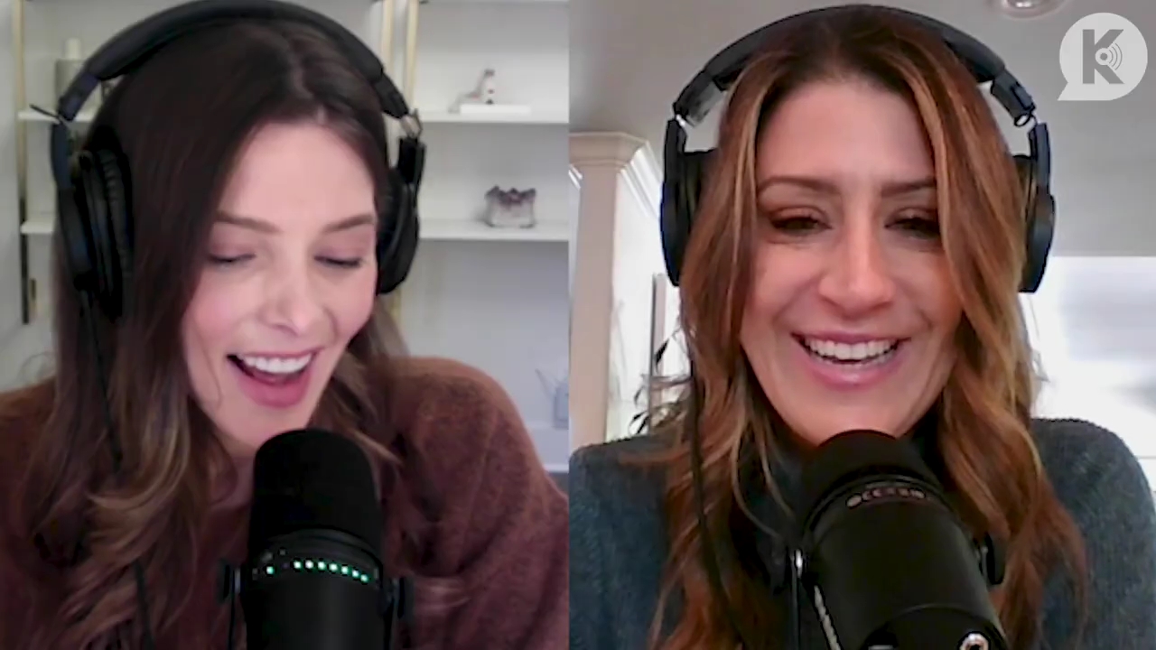 Ashley-Greene-dot-nl_TheTwilightEffect-AshleyAndMelanieAForeverFriendship0435.jpg