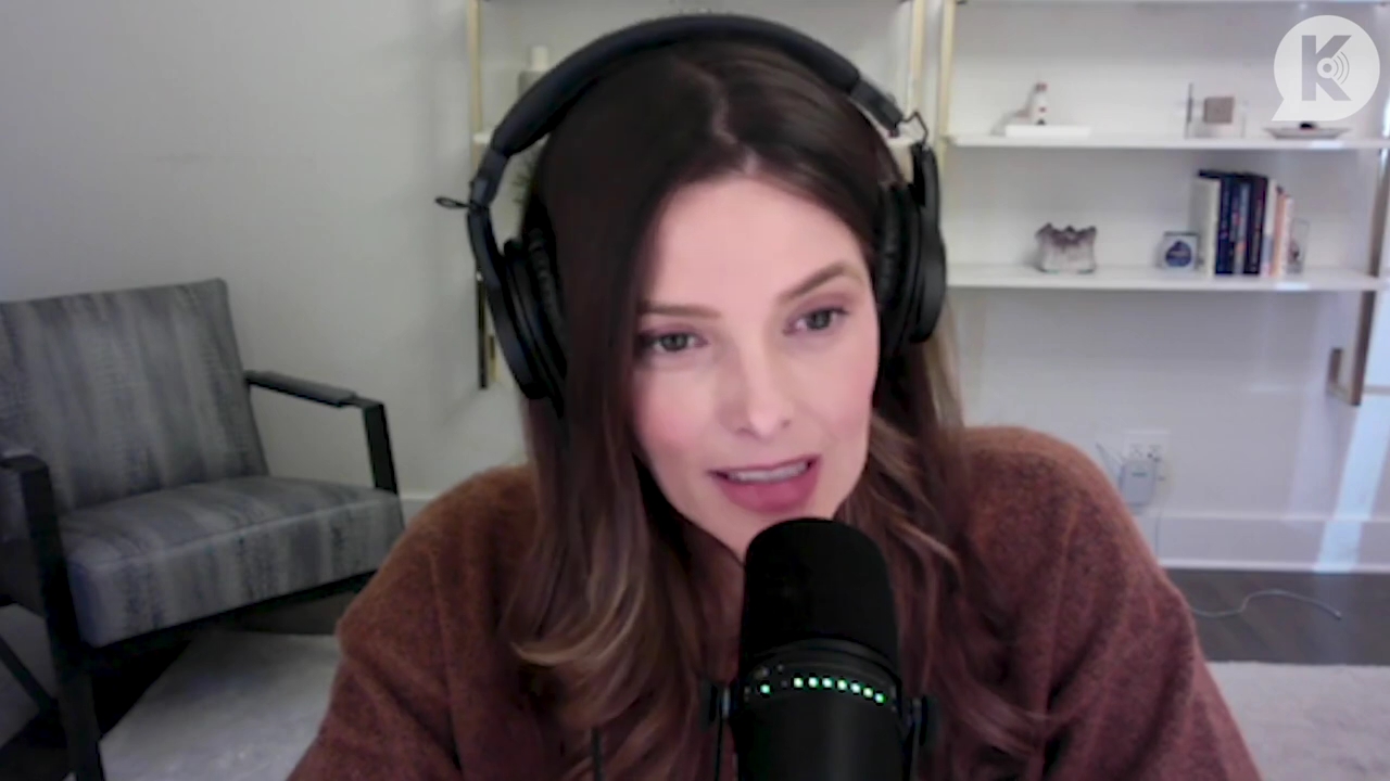Ashley-Greene-dot-nl_TheTwilightEffect-AshleyAndMelanieAForeverFriendship0538.jpg
