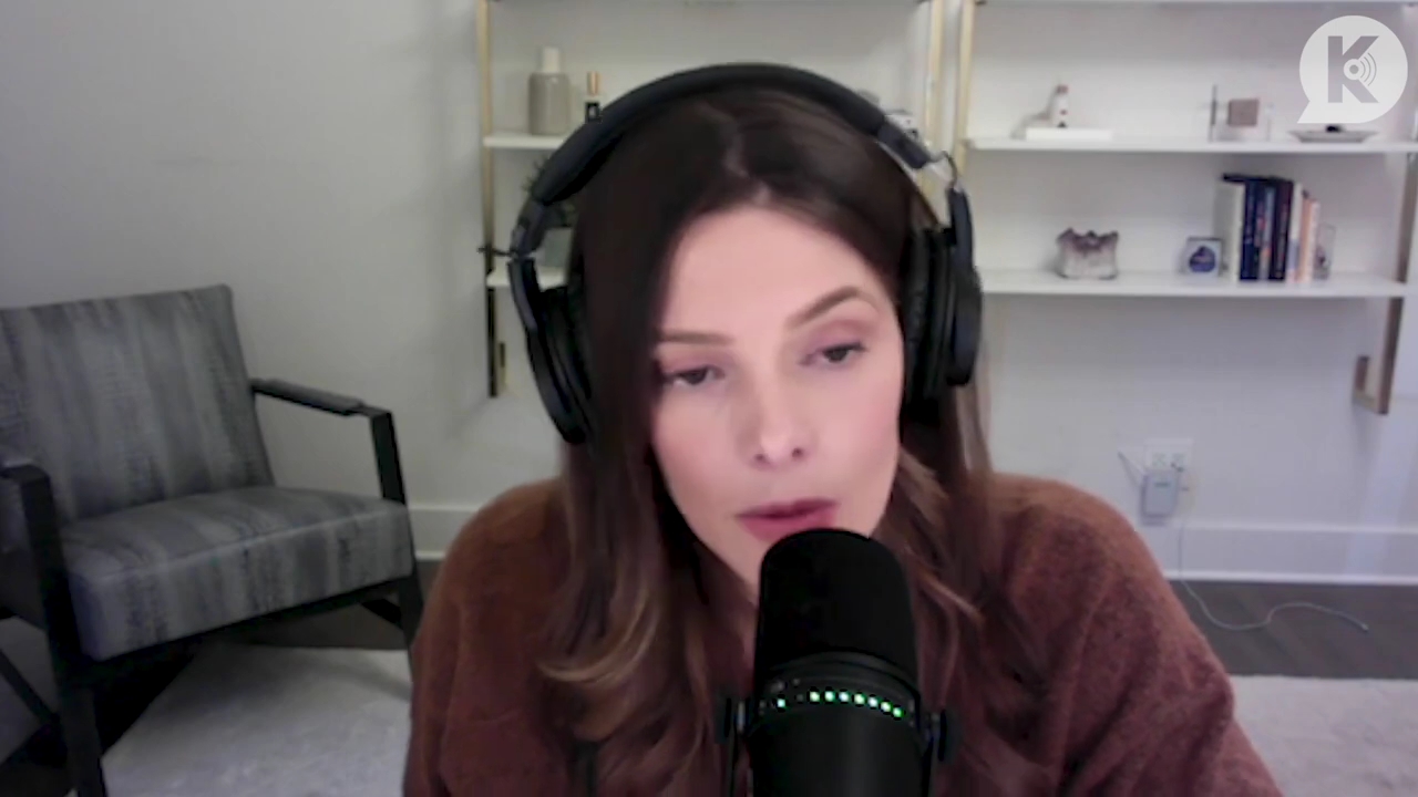 Ashley-Greene-dot-nl_TheTwilightEffect-AshleyAndMelanieAForeverFriendship0636.jpg