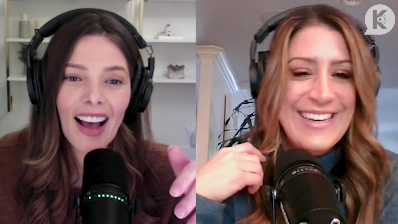 Ashley-Greene-dot-nl_TheTwilightEffect-AshleyAndMelanieAForeverFriendship0640.jpg