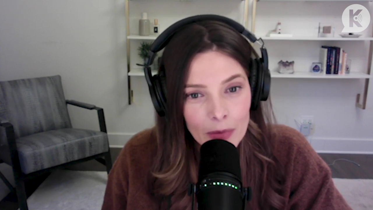 Ashley-Greene-dot-nl_TheTwilightEffect-AshleyAndMelanieAForeverFriendship0673.jpg
