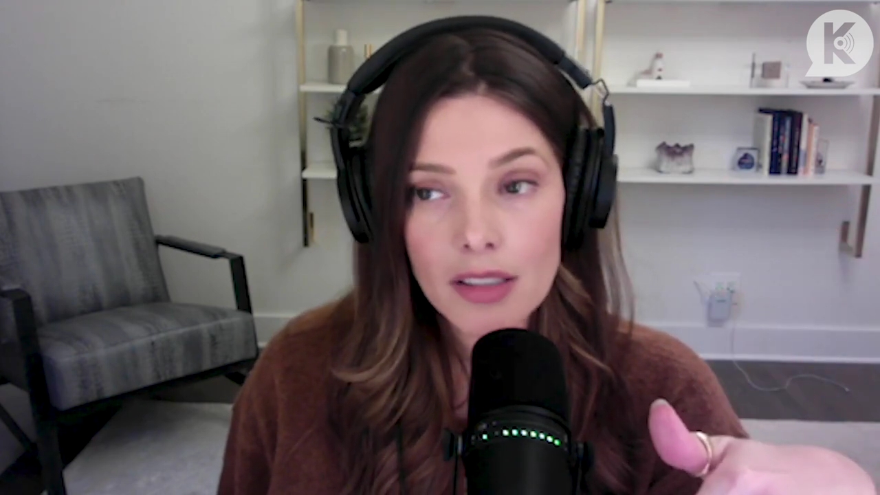 Ashley-Greene-dot-nl_TheTwilightEffect-AshleyAndMelanieAForeverFriendship0708.jpg Ashley-Greene-dot-nl_TheTwilightEffect-AshleyAndMelanieAForeverFriendship0708.jpg