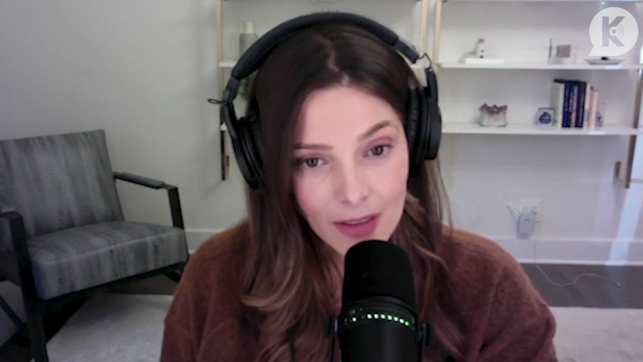 Ashley-Greene-dot-nl_TheTwilightEffect-AshleyAndMelanieAForeverFriendship1163.jpg