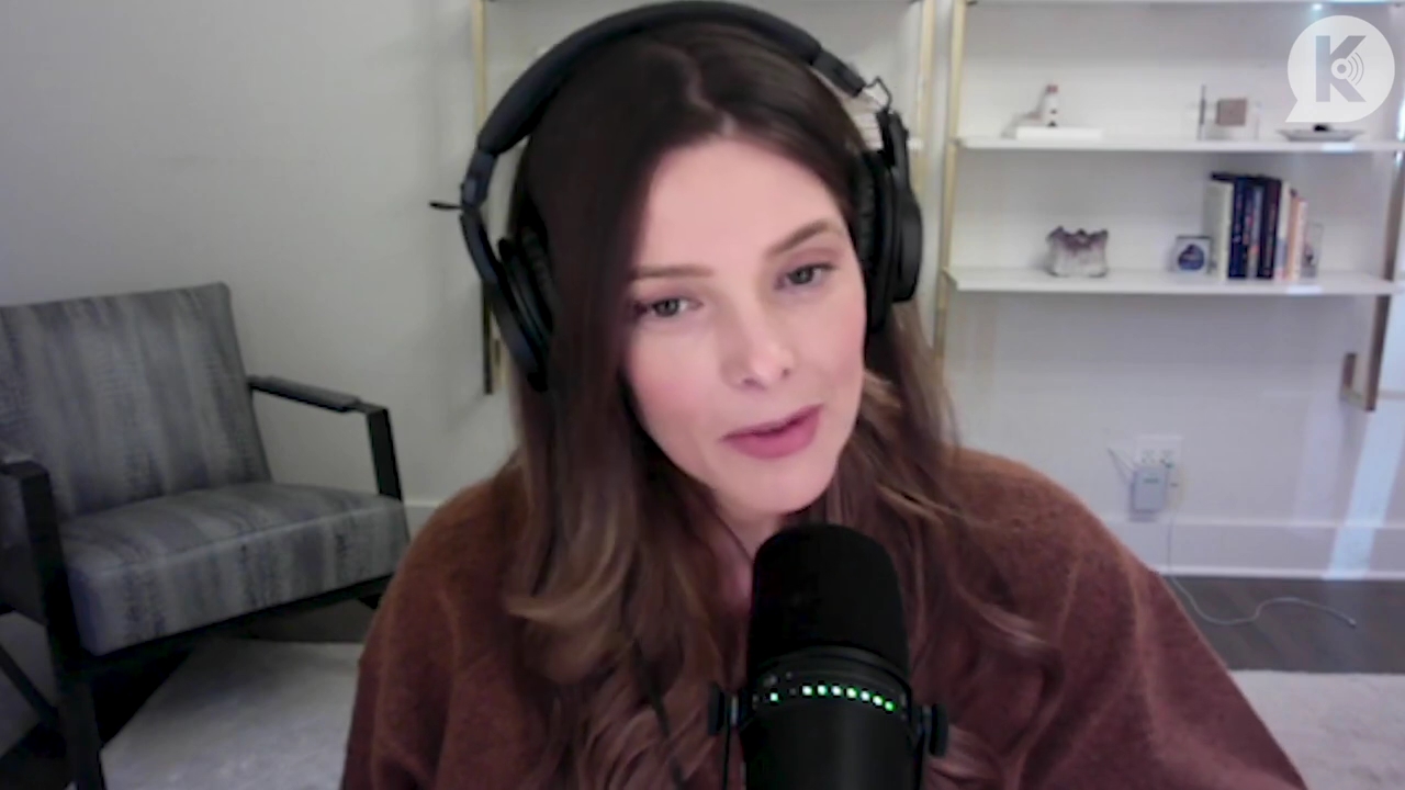 Ashley-Greene-dot-nl_TheTwilightEffect-AshleyAndMelanieAForeverFriendship1316.jpg Ashley-Greene-dot-nl_TheTwilightEffect-AshleyAndMelanieAForeverFriendship1316.jpg