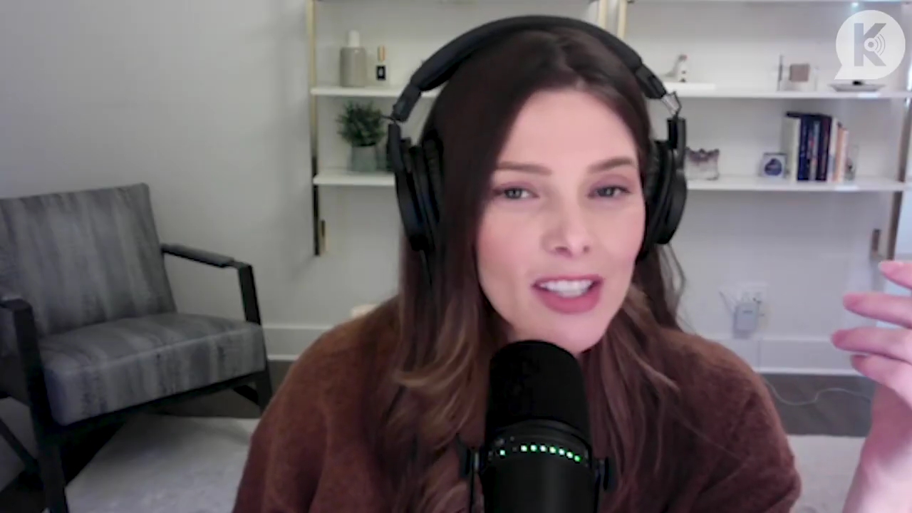 Ashley-Greene-dot-nl_TheTwilightEffect-AshleyAndMelanieAForeverFriendship1327.jpg