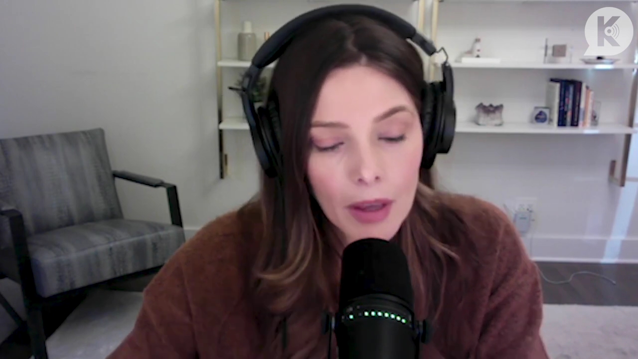 Ashley-Greene-dot-nl_TheTwilightEffect-AshleyAndMelanieAForeverFriendship1523.jpg