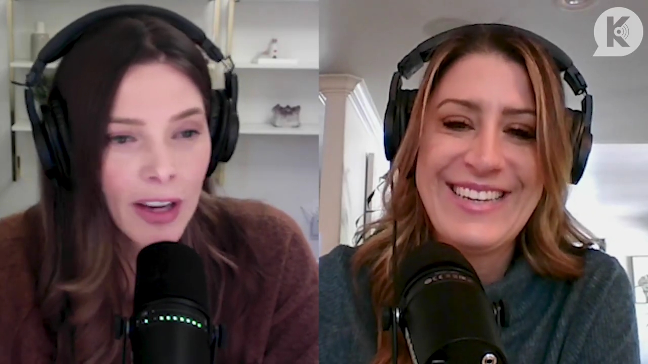 Ashley-Greene-dot-nl_TheTwilightEffect-AshleyAndMelanieAForeverFriendship1535.jpg Ashley-Greene-dot-nl_TheTwilightEffect-AshleyAndMelanieAForeverFriendship1535.jpg