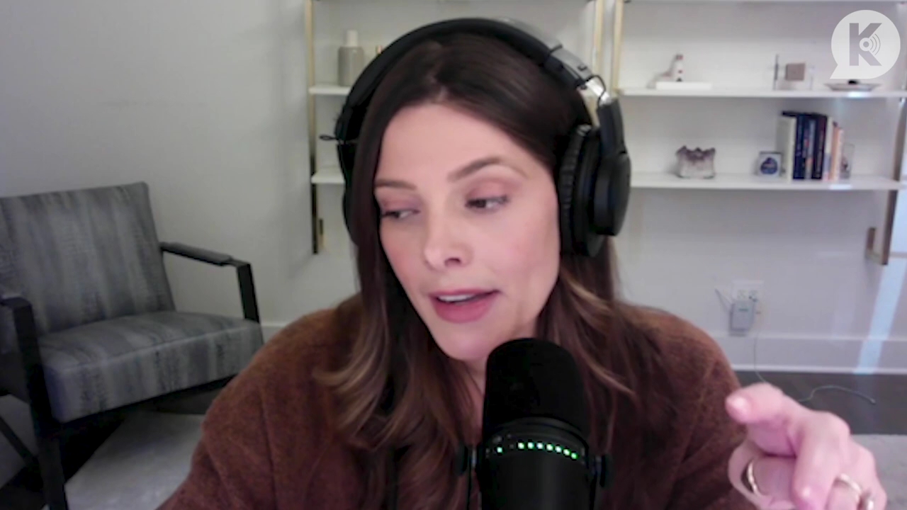 Ashley-Greene-dot-nl_TheTwilightEffect-AshleyAndMelanieAForeverFriendship1560.jpg Ashley-Greene-dot-nl_TheTwilightEffect-AshleyAndMelanieAForeverFriendship1560.jpg