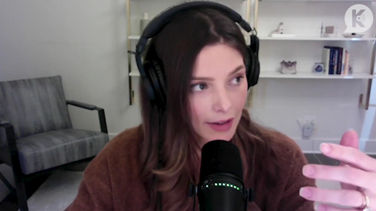 Ashley-Greene-dot-nl_TheTwilightEffect-AshleyAndMelanieAForeverFriendship1564.jpg
