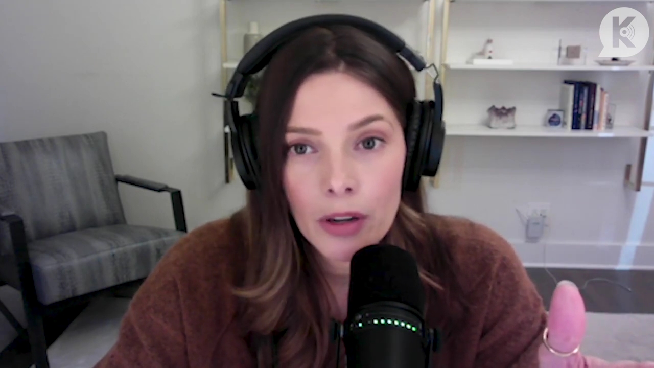 Ashley-Greene-dot-nl_TheTwilightEffect-AshleyAndMelanieAForeverFriendship1597.jpg