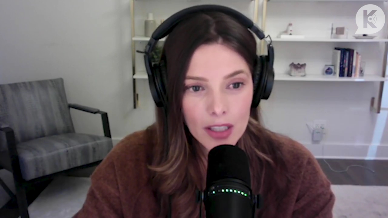 Ashley-Greene-dot-nl_TheTwilightEffect-AshleyAndMelanieAForeverFriendship1608.jpg