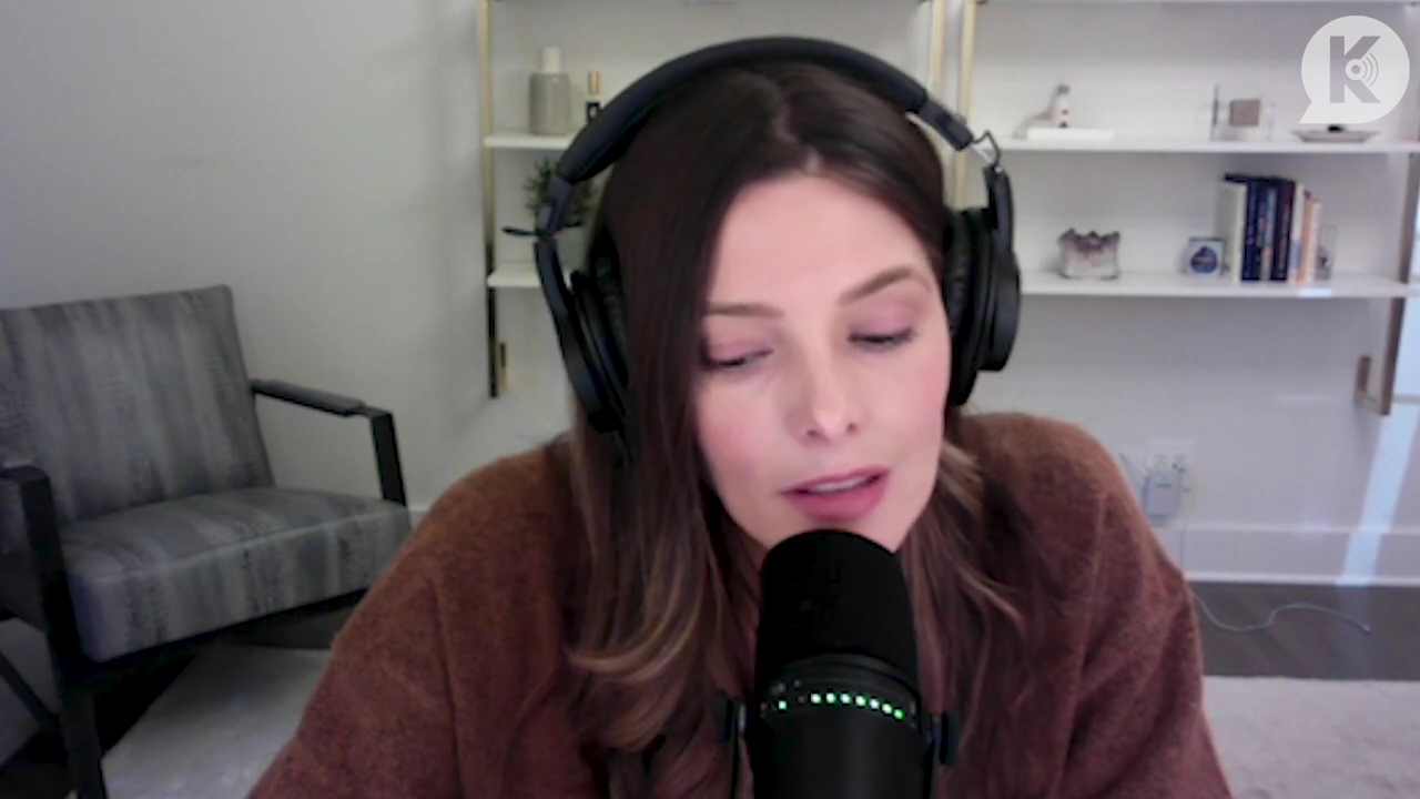Ashley-Greene-dot-nl_TheTwilightEffect-AshleyAndMelanieAForeverFriendship1644.jpg