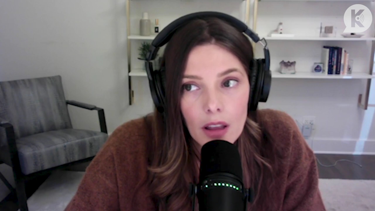 Ashley-Greene-dot-nl_TheTwilightEffect-AshleyAndMelanieAForeverFriendship1649.jpg