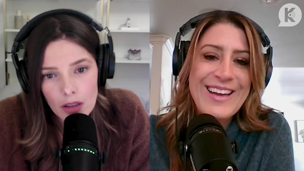 Ashley-Greene-dot-nl_TheTwilightEffect-AshleyAndMelanieAForeverFriendship1658.jpg