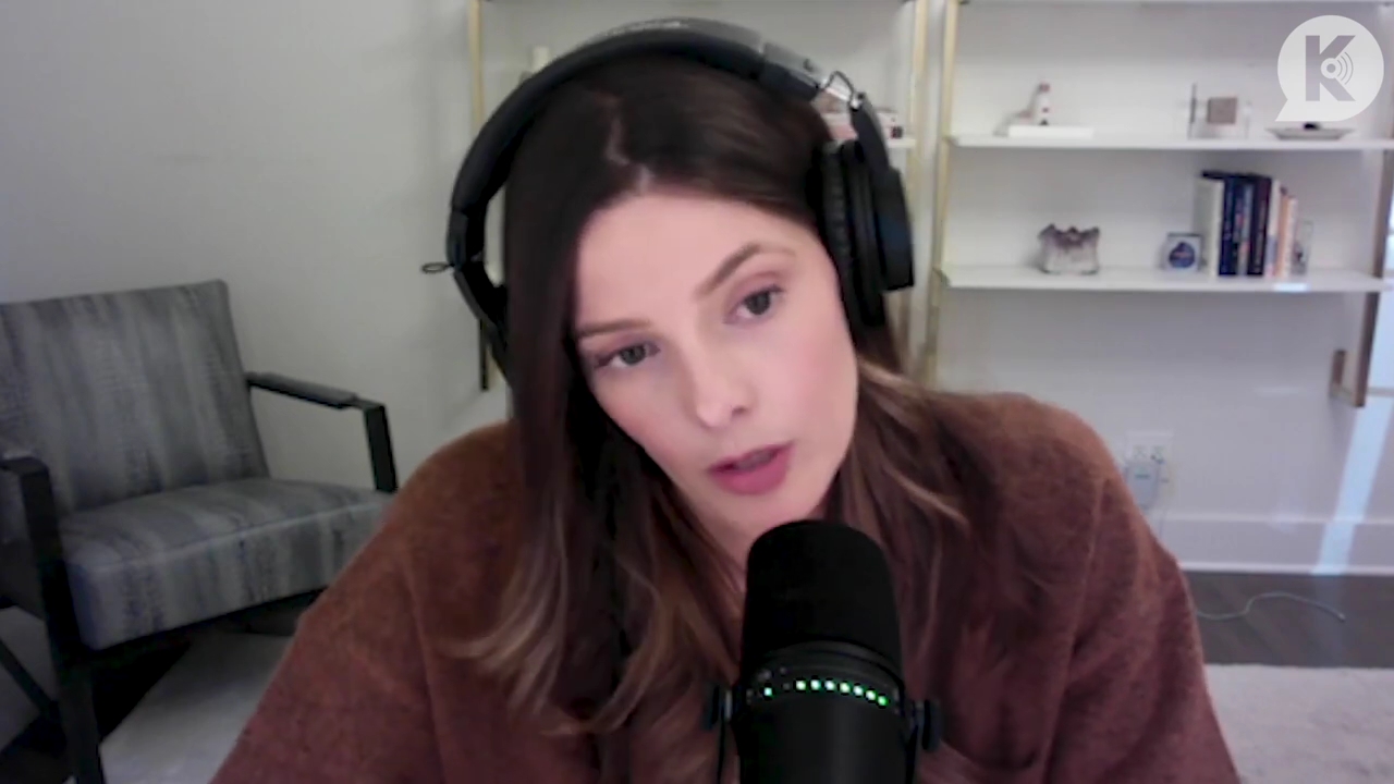 Ashley-Greene-dot-nl_TheTwilightEffect-AshleyAndMelanieAForeverFriendship1680.jpg