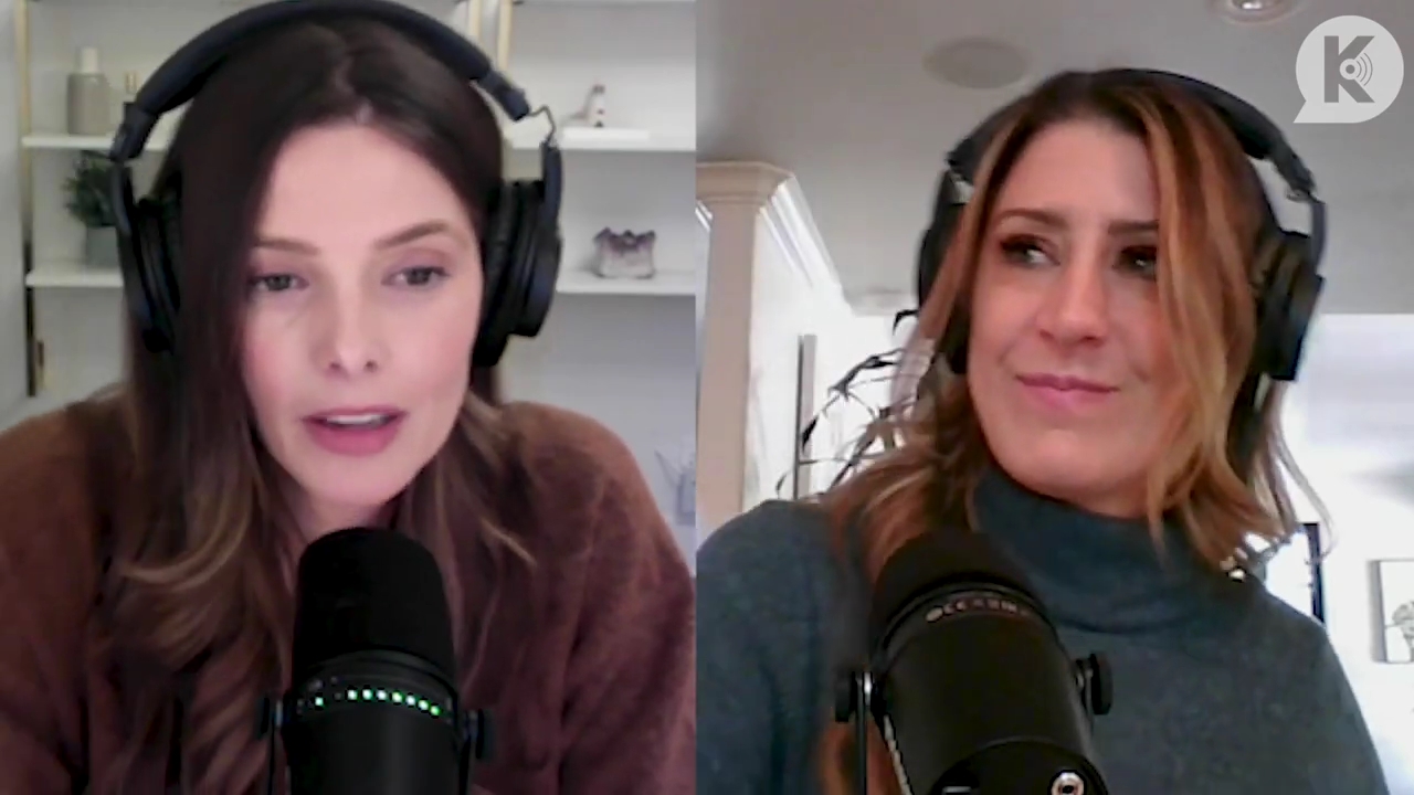Ashley-Greene-dot-nl_TheTwilightEffect-AshleyAndMelanieAForeverFriendship1742.jpg