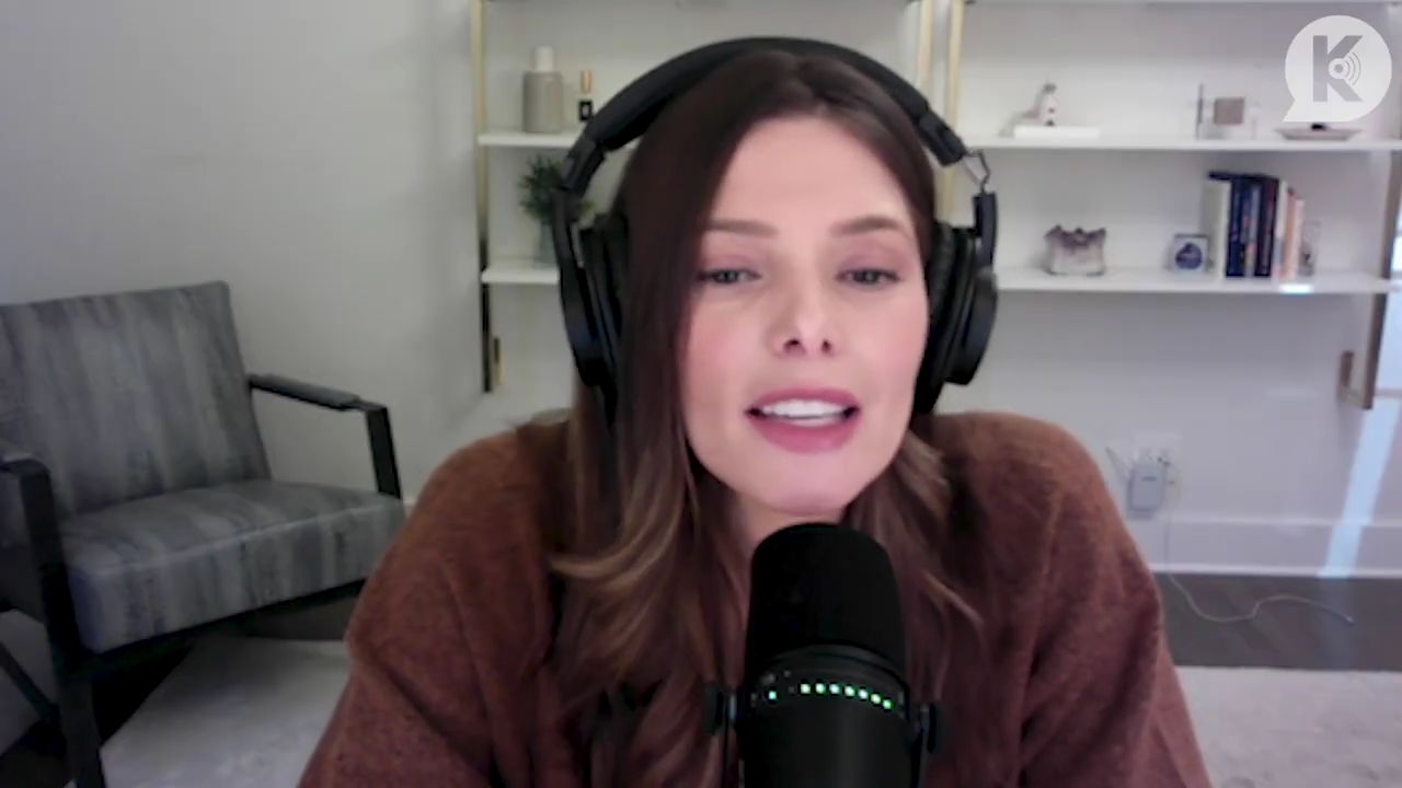 Ashley-Greene-dot-nl_TheTwilightEffect-AshleyAndMelanieAForeverFriendship1745.jpg