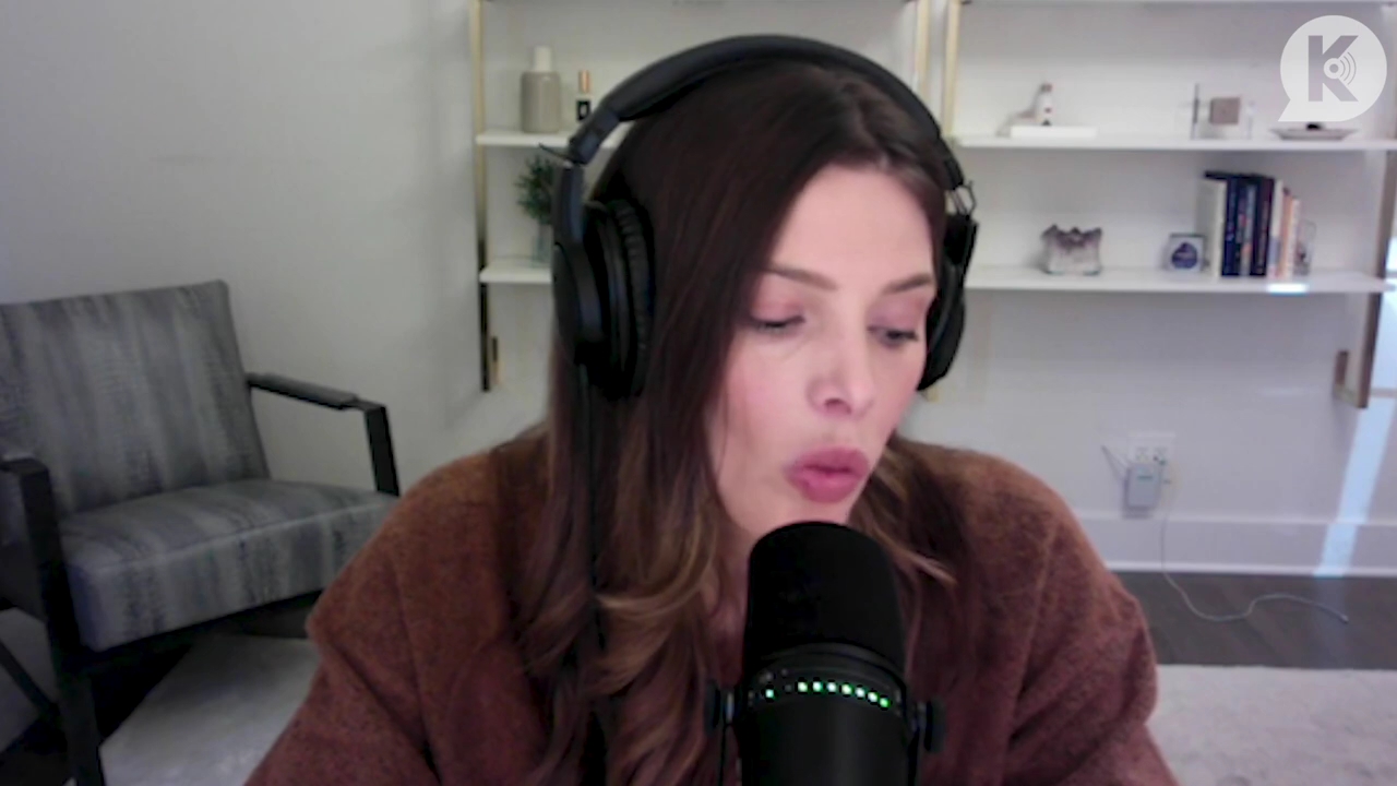 Ashley-Greene-dot-nl_TheTwilightEffect-AshleyAndMelanieAForeverFriendship1878.jpg Ashley-Greene-dot-nl_TheTwilightEffect-AshleyAndMelanieAForeverFriendship1878.jpg